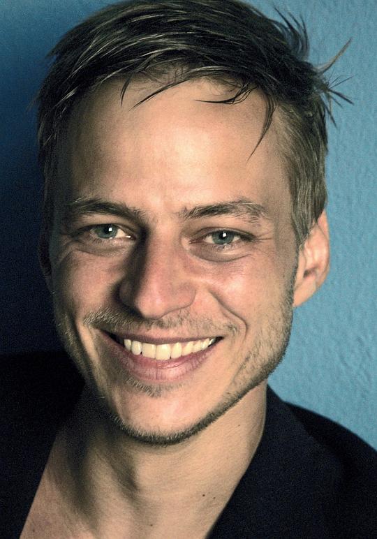 汤姆·弗拉席亚 Tom Wlaschiha