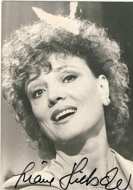 莉娅娜·黑萨 Liane Hielscher