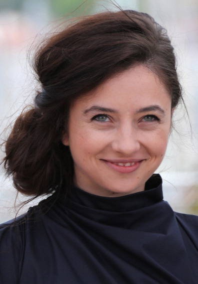 考斯米娜·斯特拉坦 Cosmina Stratan