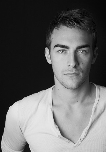汤姆·奥斯汀 Tom Austen