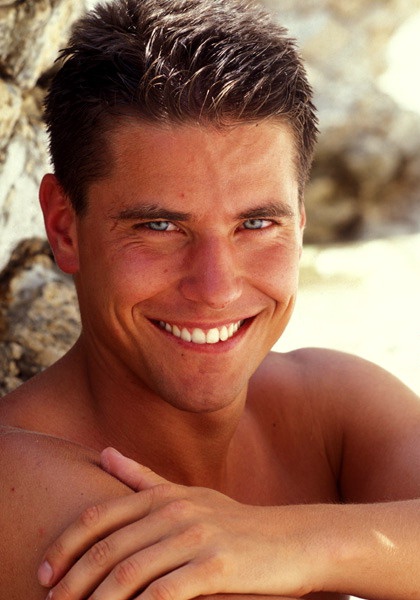 卢卡斯·鲁德格斯坦 Lukas Ridgeston