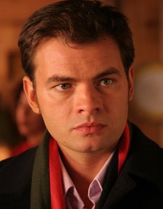 克洛维斯·科尔尼亚克 Clovis Cornillac