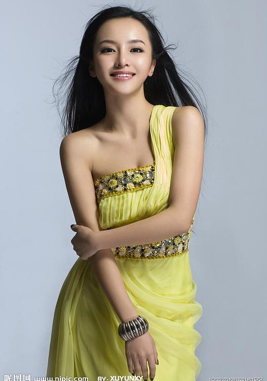 卢思思 Sisi Lu