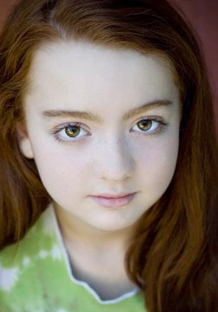 派珀·麦肯锡·哈里斯 Piper Mackenzie Harris