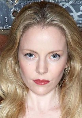 亚历山德拉·摩恩 Alexandra Moen