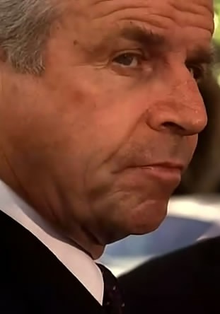 威廉·德瓦内 William Devane