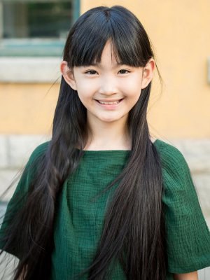 王格格 Gege Wang