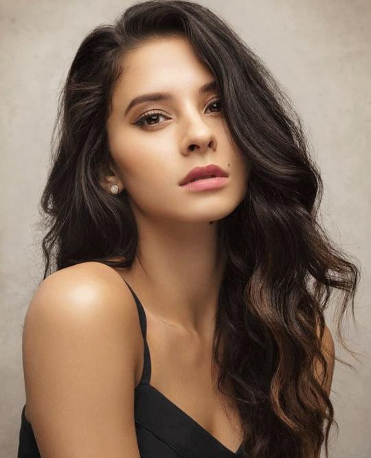 丹妮拉·诺尔曼 Daniela Norman