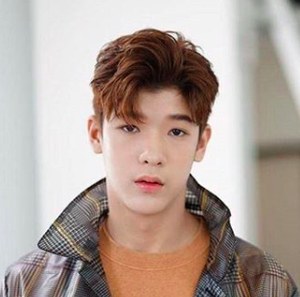 甘·克里查纳潘 Karn Kritsanaphan