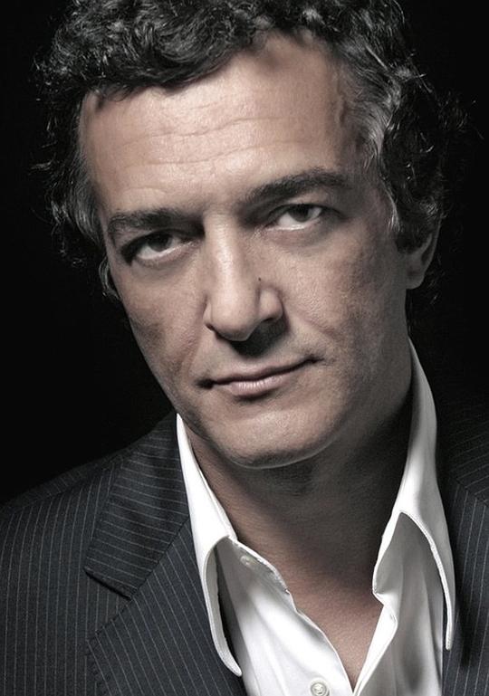 罗基里奥·萨莫拉 Rogério Samora