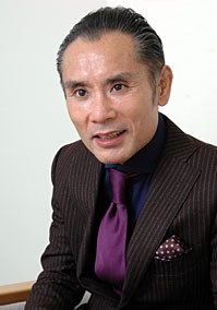 片冈鹤太郎 Tsurutarô Kataoka