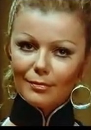 安娜卡普莉 Ahna Capri