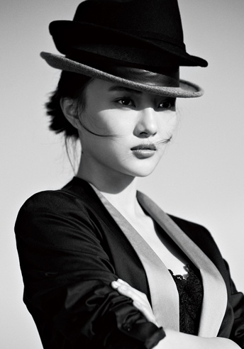 黄瀛漩 Yingxuan Huang