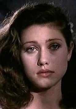 依莎贝尔·伊利尔斯 Isabelle Illiers