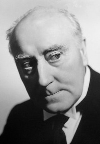 哈利韦尔·霍布斯 Halliwell Hobbes