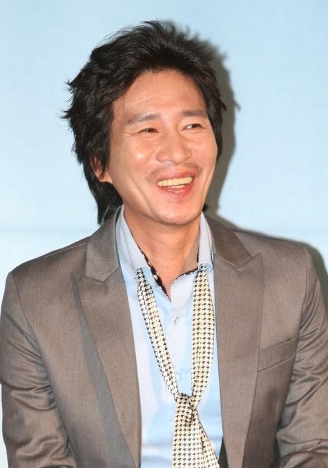 申正根 Jeong-geun Sin