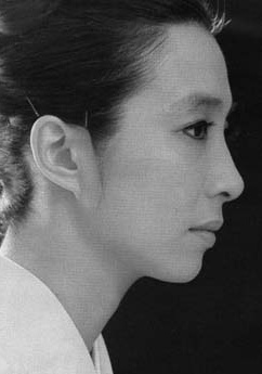 新珠三千代 Michiyo Aratama