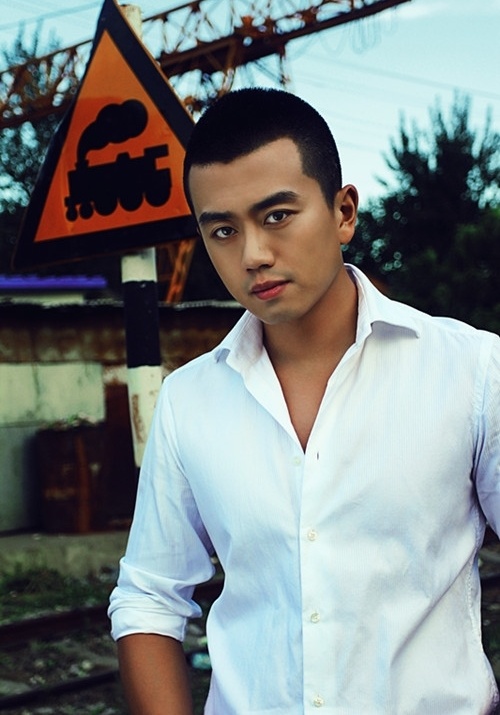 尹君正 Junzheng Yin