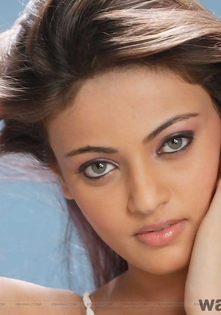 丝内哈·乌拉尔 Sneha Ullal