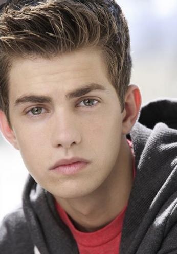 卡梅伦·帕拉塔斯 Cameron Palatas