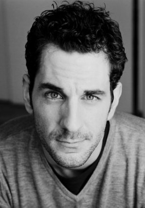 阿隆·艾布拉姆斯 Aaron Abrams