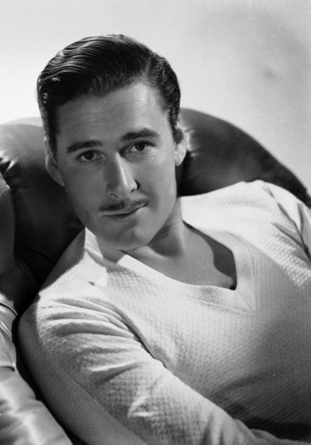 埃罗尔·弗林 Errol Flynn