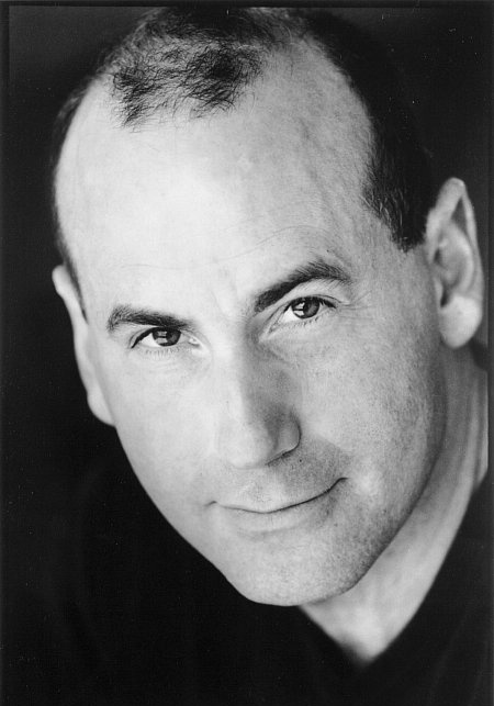 詹姆斯·埃克豪斯 James Eckhouse