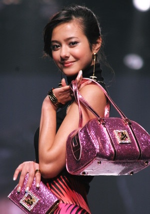 浦浜亚理沙 Alisa Urahama