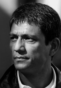 阿迪勒·侯赛因 Adil Hussain
