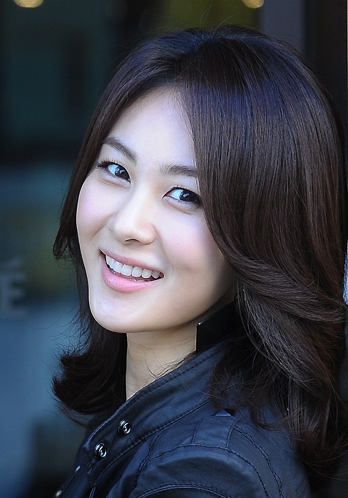 孙恩书 Eun-seo Son