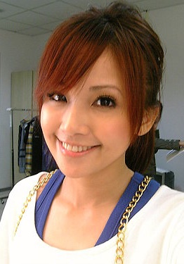 钟欣怡 Kathy Hsin-Yi Chung