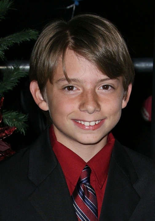 亚伦·迈克·卓森 Aaron Michael Drozin