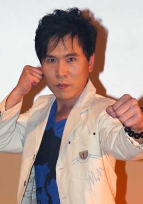 李奇龙 Qilong Li