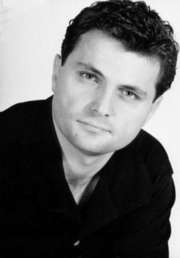 布瑞恩·德拉蒙德 Brian Drummond