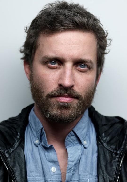罗伯·本内迪克特 Rob Benedict