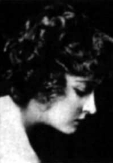 阿黛尔·德加尔达 Adele De Garde