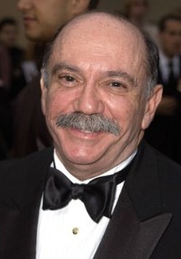 路易斯·阿瓦洛斯 Luis Avalos