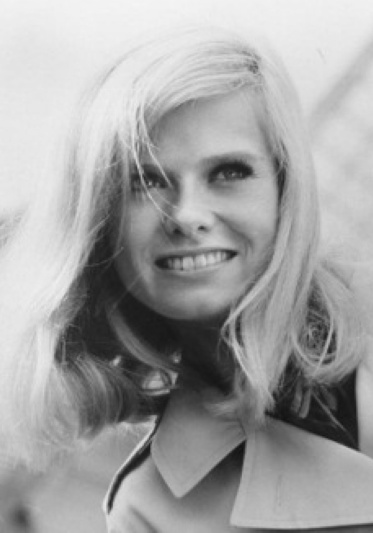 布鲁克·邦迪 Brooke Bundy