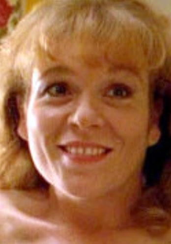 由莉·科曼 Gilly Coman