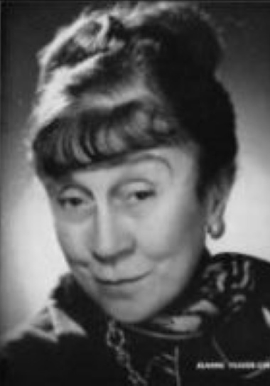 让娜·菲西耶-吉尔 Jeanne Fusier-Gir