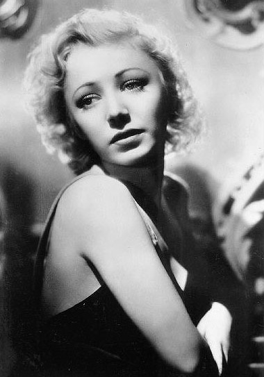 伊莎贝尔·朱尔 Isabel Jewell