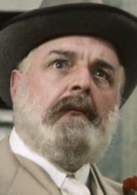 Derek Francis Derek Francis