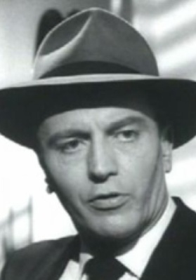 罗伯特·艾尔斯 Robert Ayres