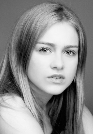 卡拉·涅托 Carla Nieto