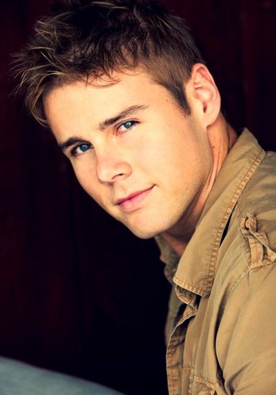 阿隆·希尔 Aaron Hill