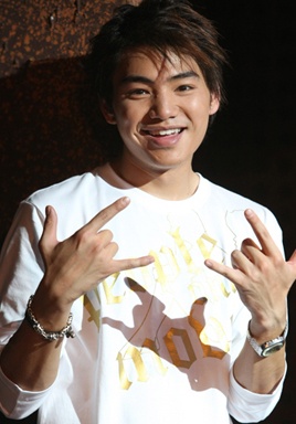 孔令奇 Jeffrey Kong