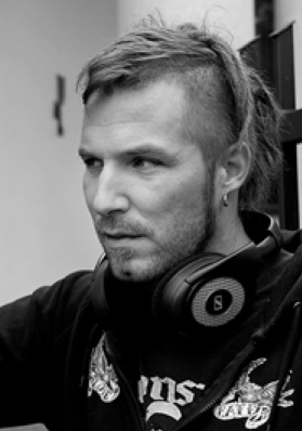 沙维利·茹瓦夫斯基 Xawery Zulawski