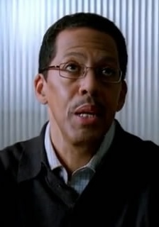 皮特·J.费尔南德斯 Peter J. Fernandez