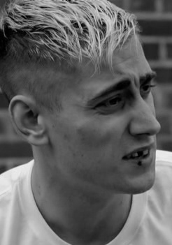 迈克尔·索恰 Michael Socha