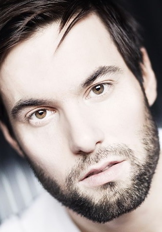 马克西米利安·西蒙斯切克 Maximilian Simonischek